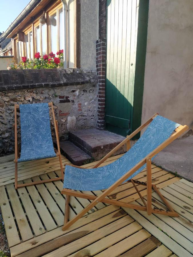 Le Nid Normand Avec Terrasse - Stationnement Facile Et Gratuit - 5 Min Seine Apartman Deville-les-Rouen Kültér fotó