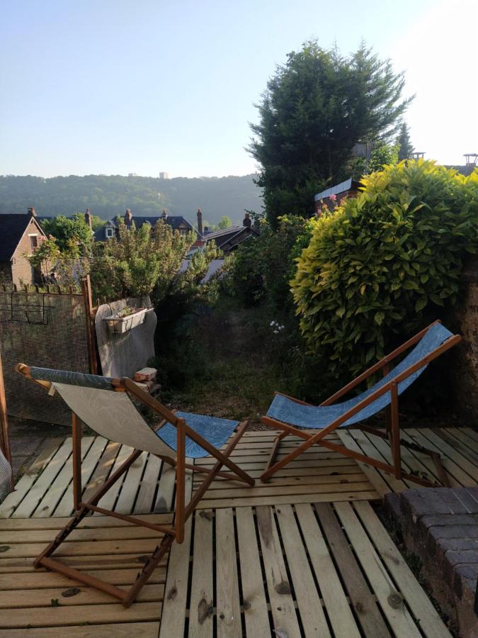 Le Nid Normand Avec Terrasse - Stationnement Facile Et Gratuit - 5 Min Seine Apartman Deville-les-Rouen Kültér fotó