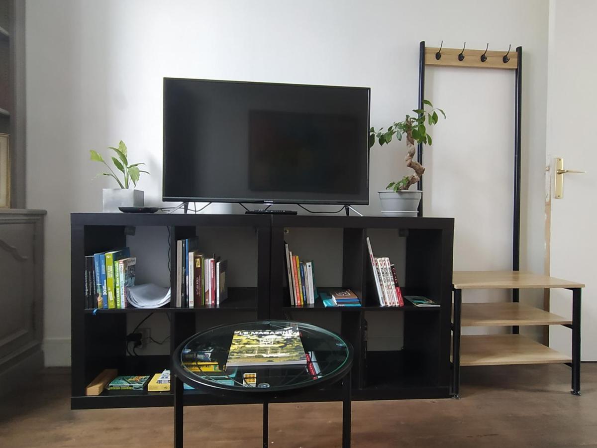 Le Nid Normand Avec Terrasse - Stationnement Facile Et Gratuit - 5 Min Seine Apartman Deville-les-Rouen Kültér fotó